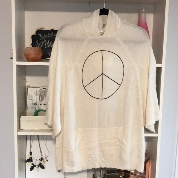 WILDFOX Peace Sign Oversized Hooded Poncho Sweater - Picture 3 of 11